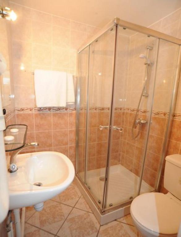 Sully Hotel Párizs Szoba fotó