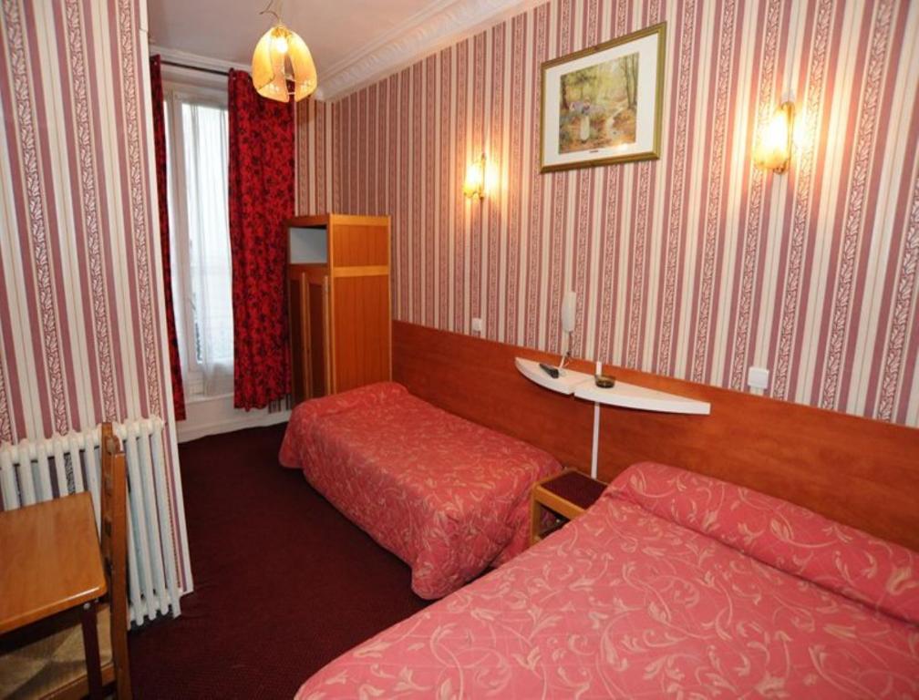 Sully Hotel Párizs Szoba fotó