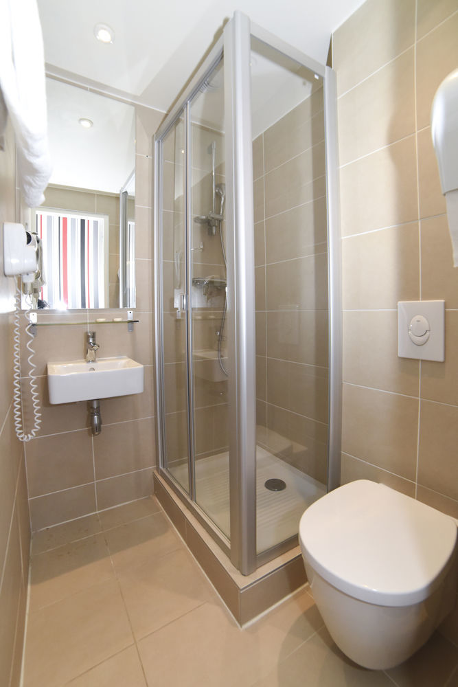 Sully Hotel Párizs Kültér fotó