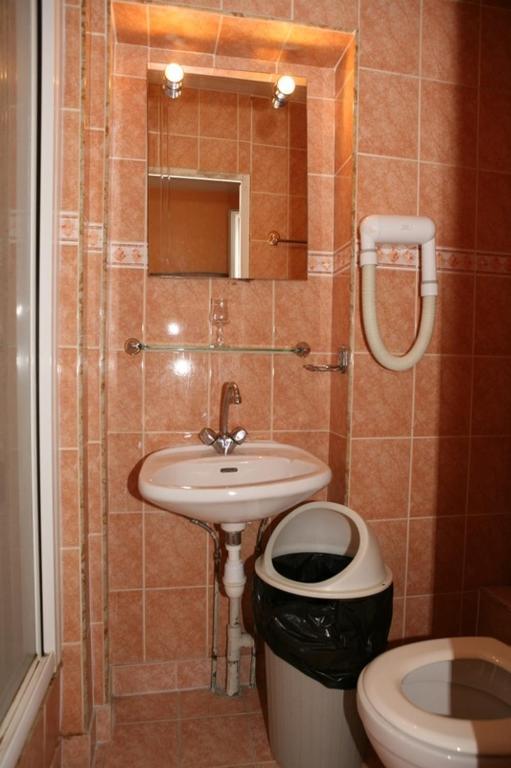 Sully Hotel Párizs Kültér fotó